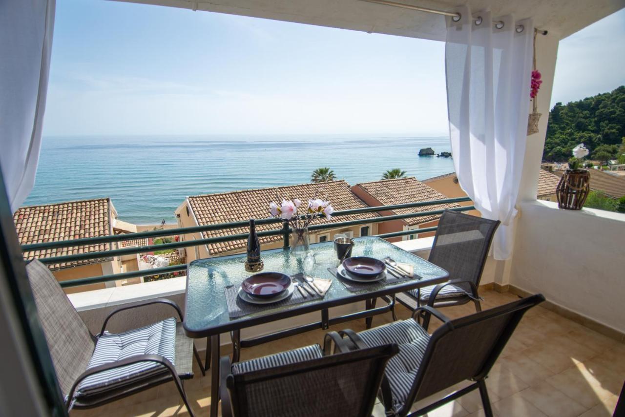 Alexandras On The Beach And Pool Apt Γλυφάδα Εξωτερικό φωτογραφία
