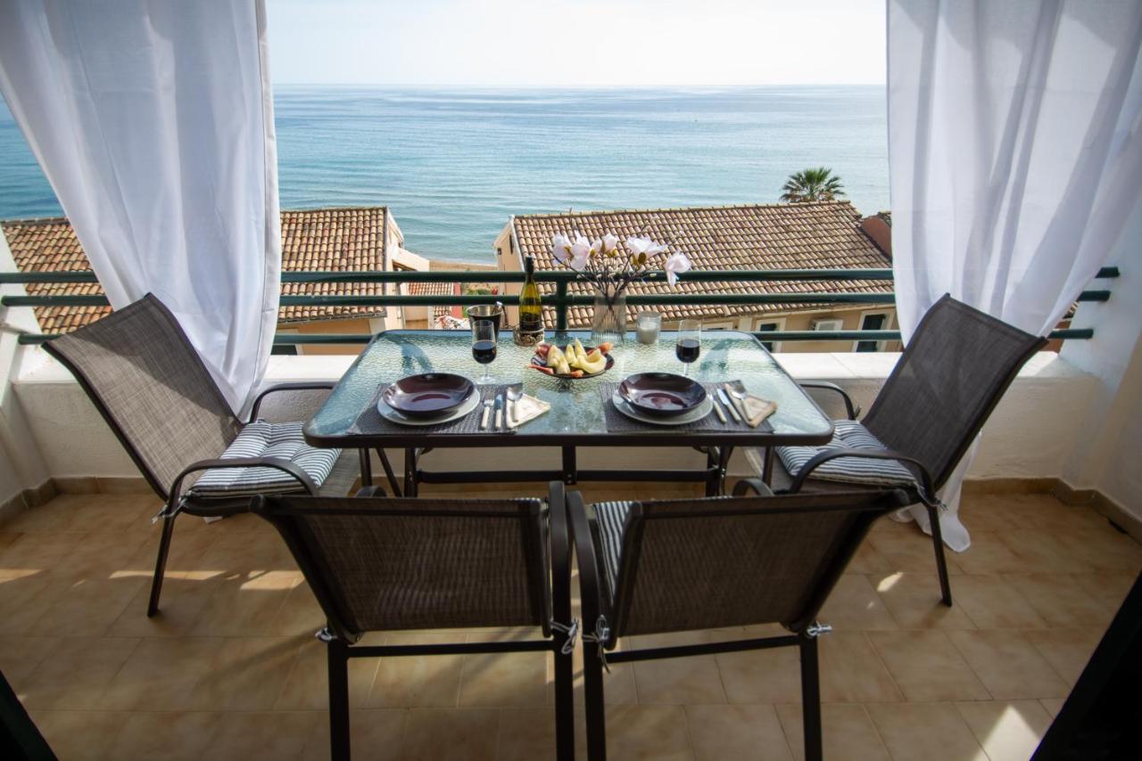 Alexandras On The Beach And Pool Apt Γλυφάδα Εξωτερικό φωτογραφία